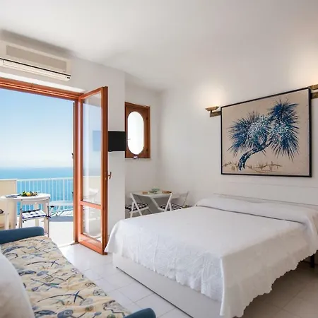 Apartment Edera *